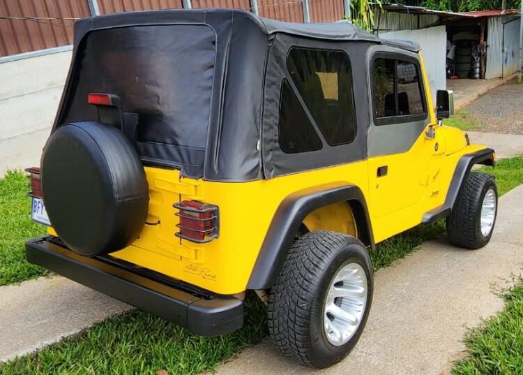 Jeep Wrangler 2000 4×4