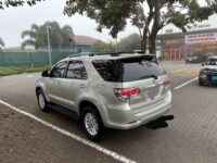 Toyota Fortuner 2012 SUV 4×4