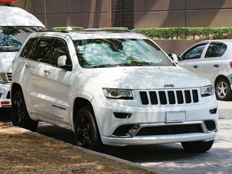 Jeep Grand Cherokee Summit 2016