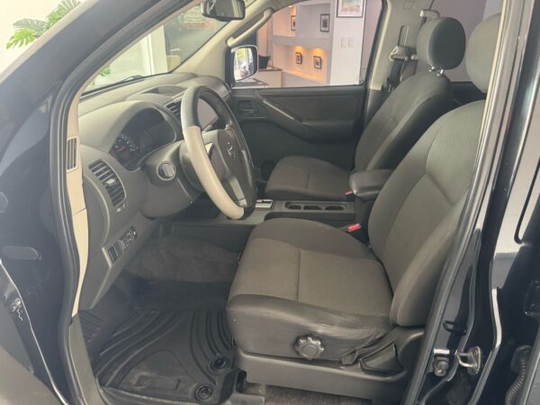 2013 Nissan Navara 4x4 Pick-Up - Image 6