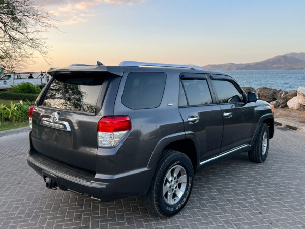 2012 Toyota 4Runner 4x4 - Image 22