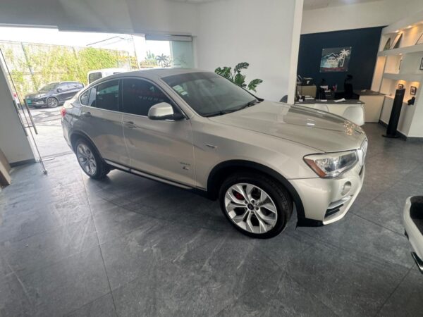 2015 BMW X4 - Image 2