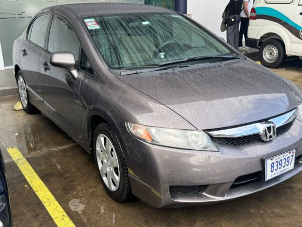 2010 Honda Civic - Image 2