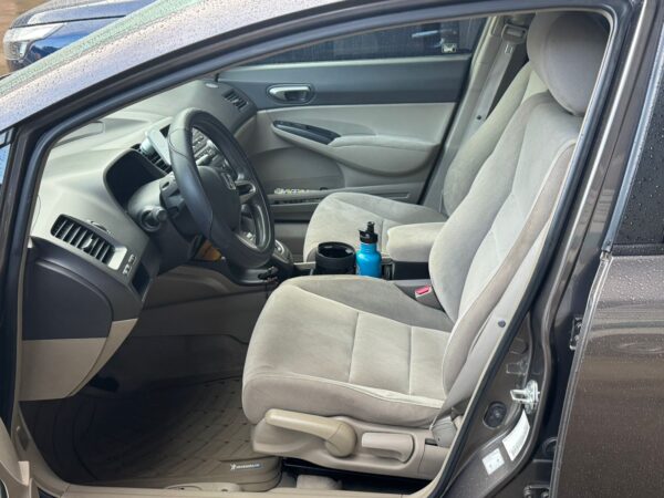 2010 Honda Civic - Image 4