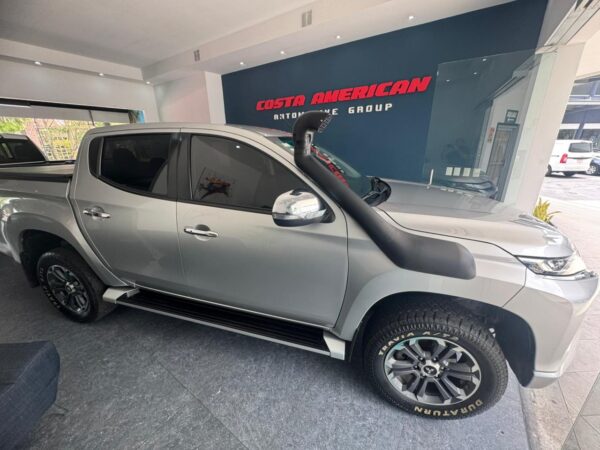 2019 Mitsubishi L200 - Image 2