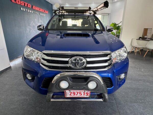 2017 Toyota Hilux 4x4 Manual - Image 2