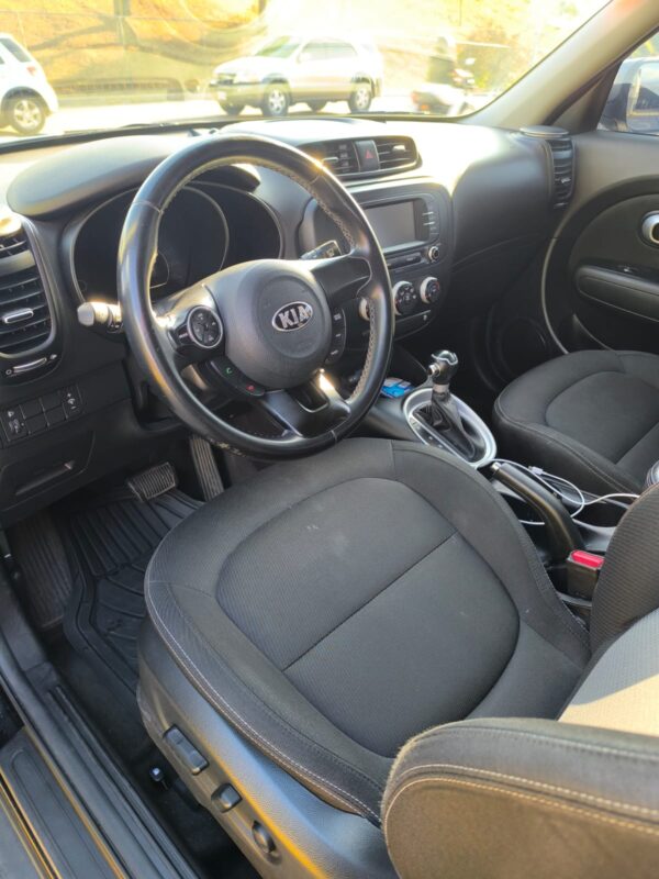 2017 KIA Soul - Image 4