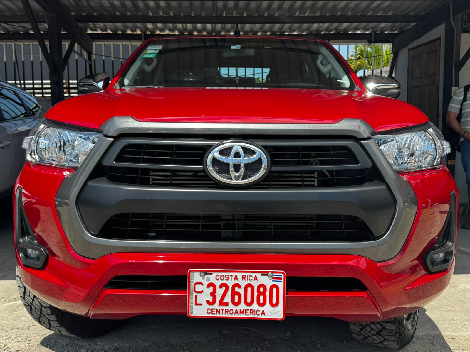 2021 Toyota Hilux - Image 3