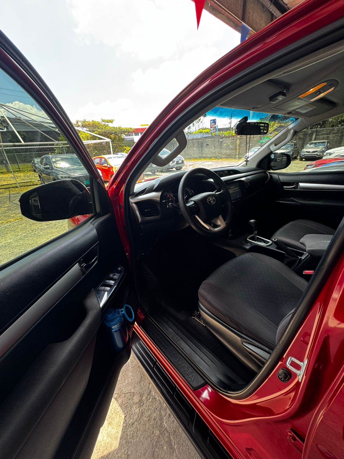 2021 Toyota Hilux - Image 5