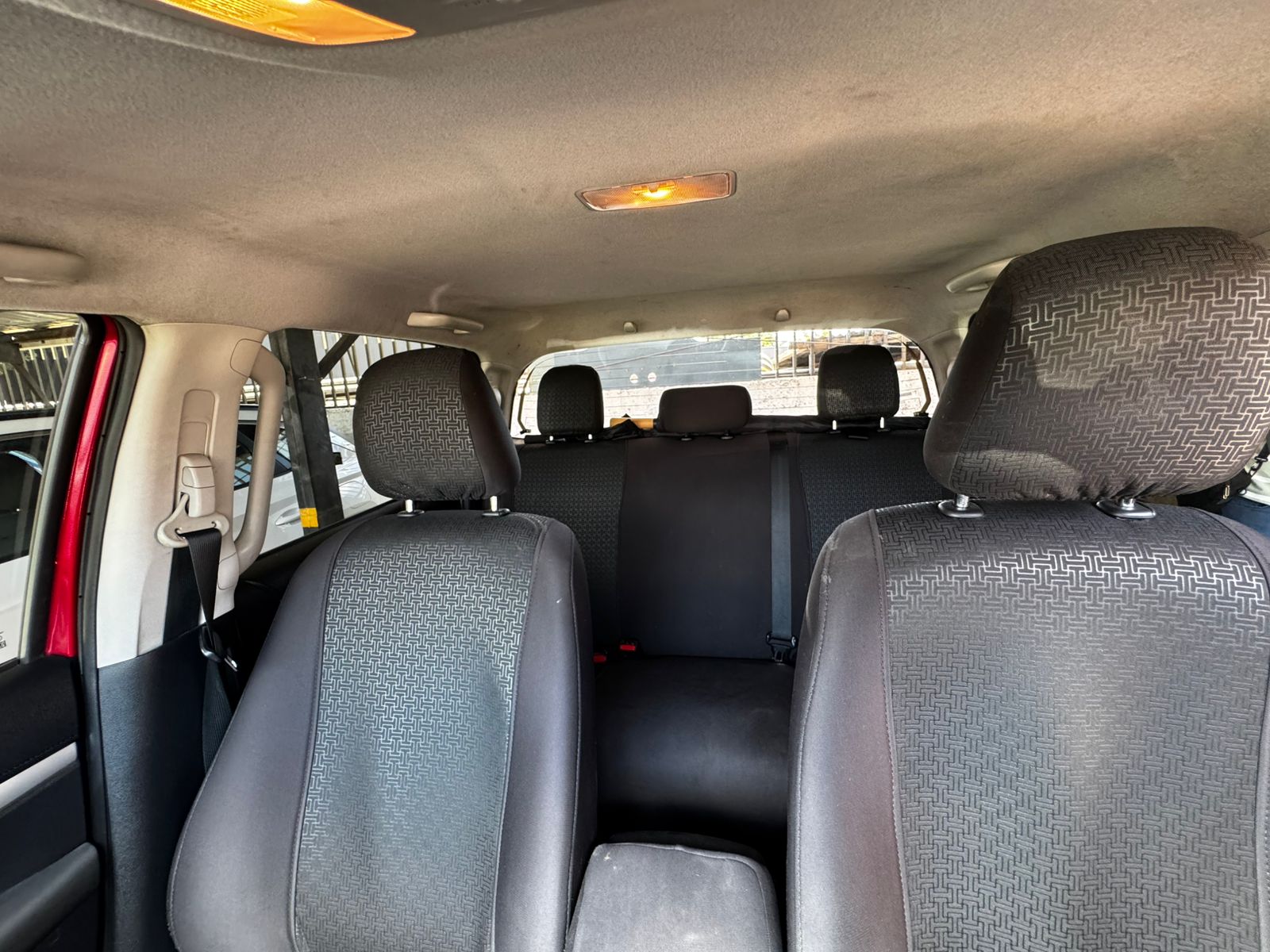 2021 Toyota Hilux - Image 10