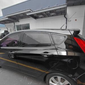 2013 Hyundai Accent Blue