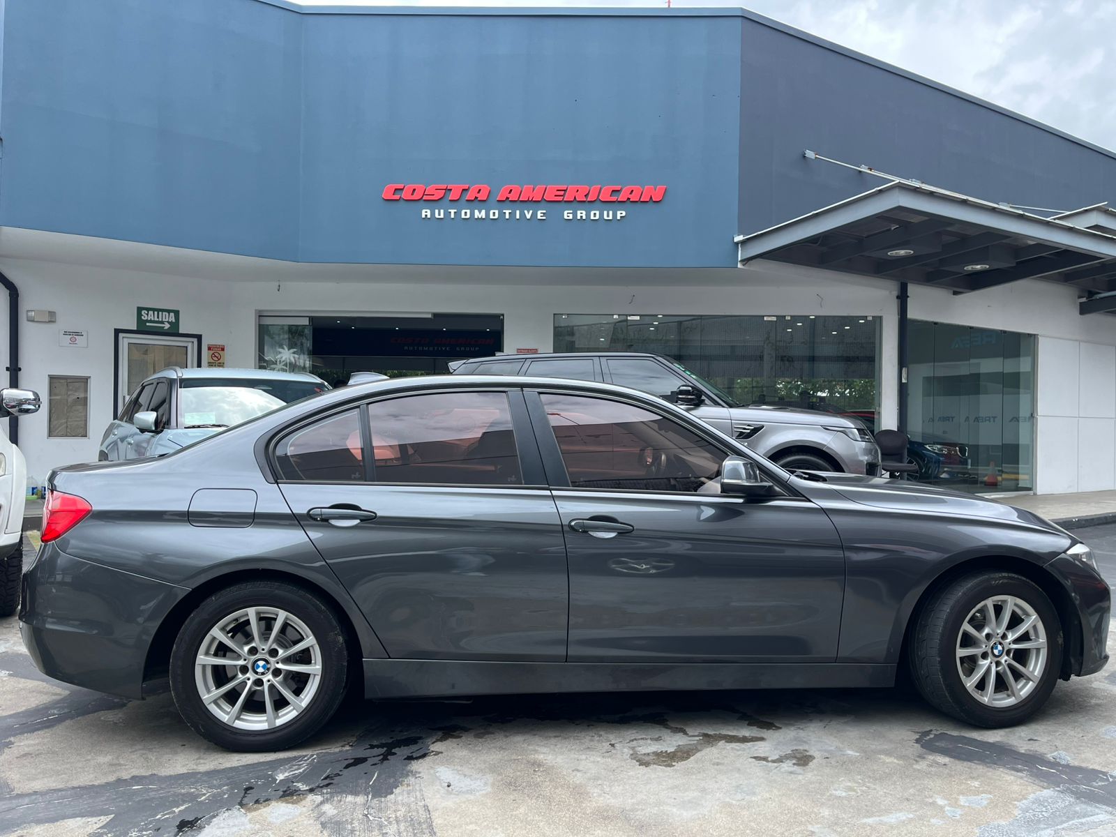 2014 BMW 316i