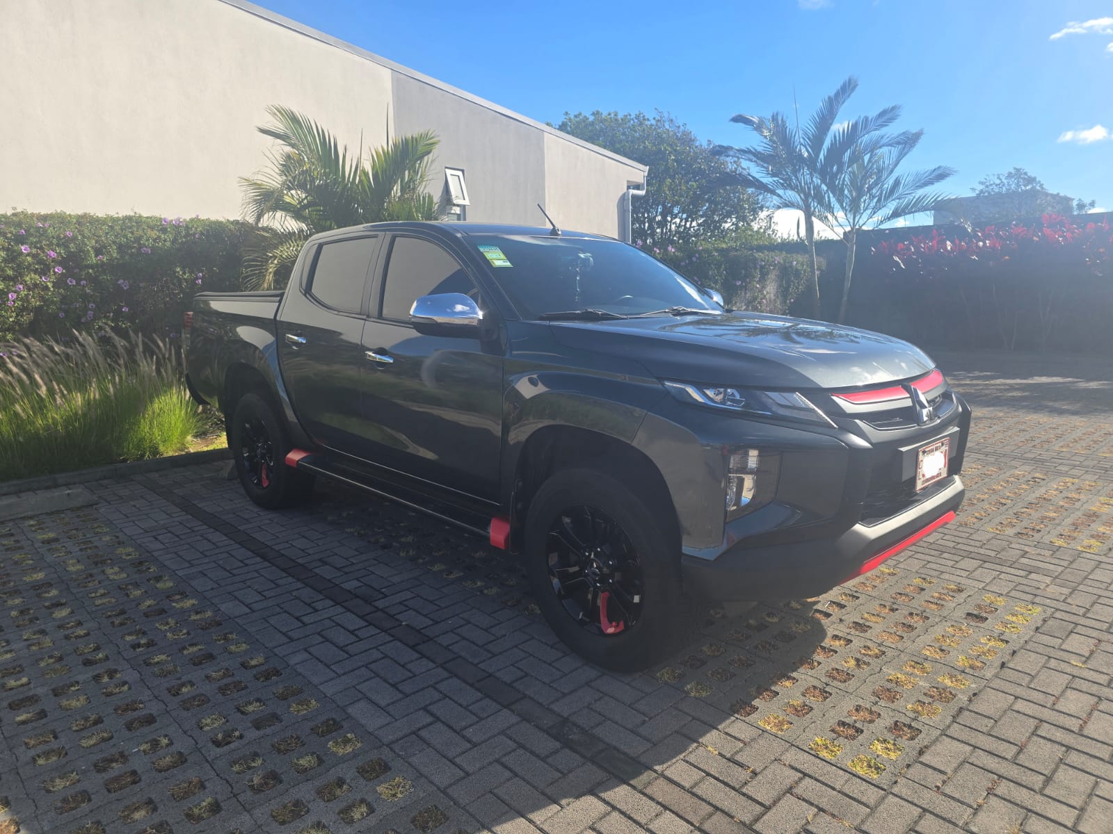 2019 Mitsubishi L200 - Image 3
