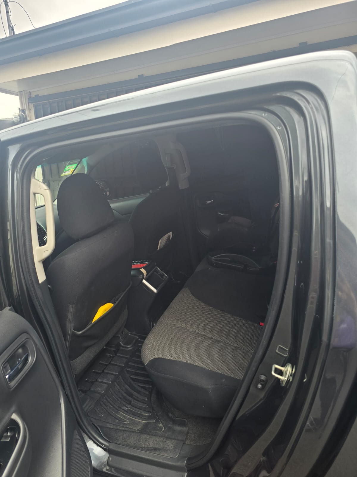 2019 Mitsubishi L200 - Image 5