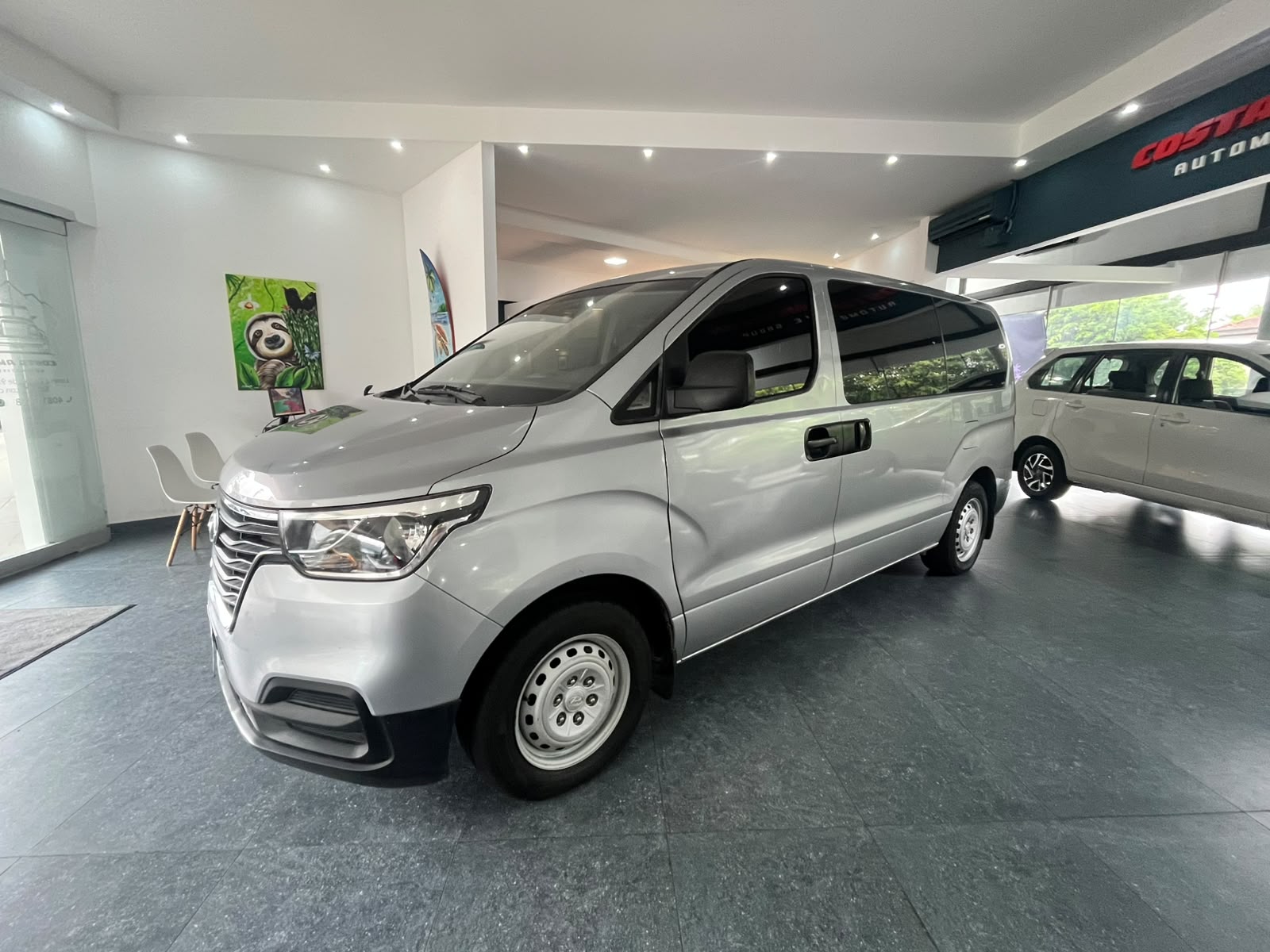 2020 Hyundai H1 - Image 2