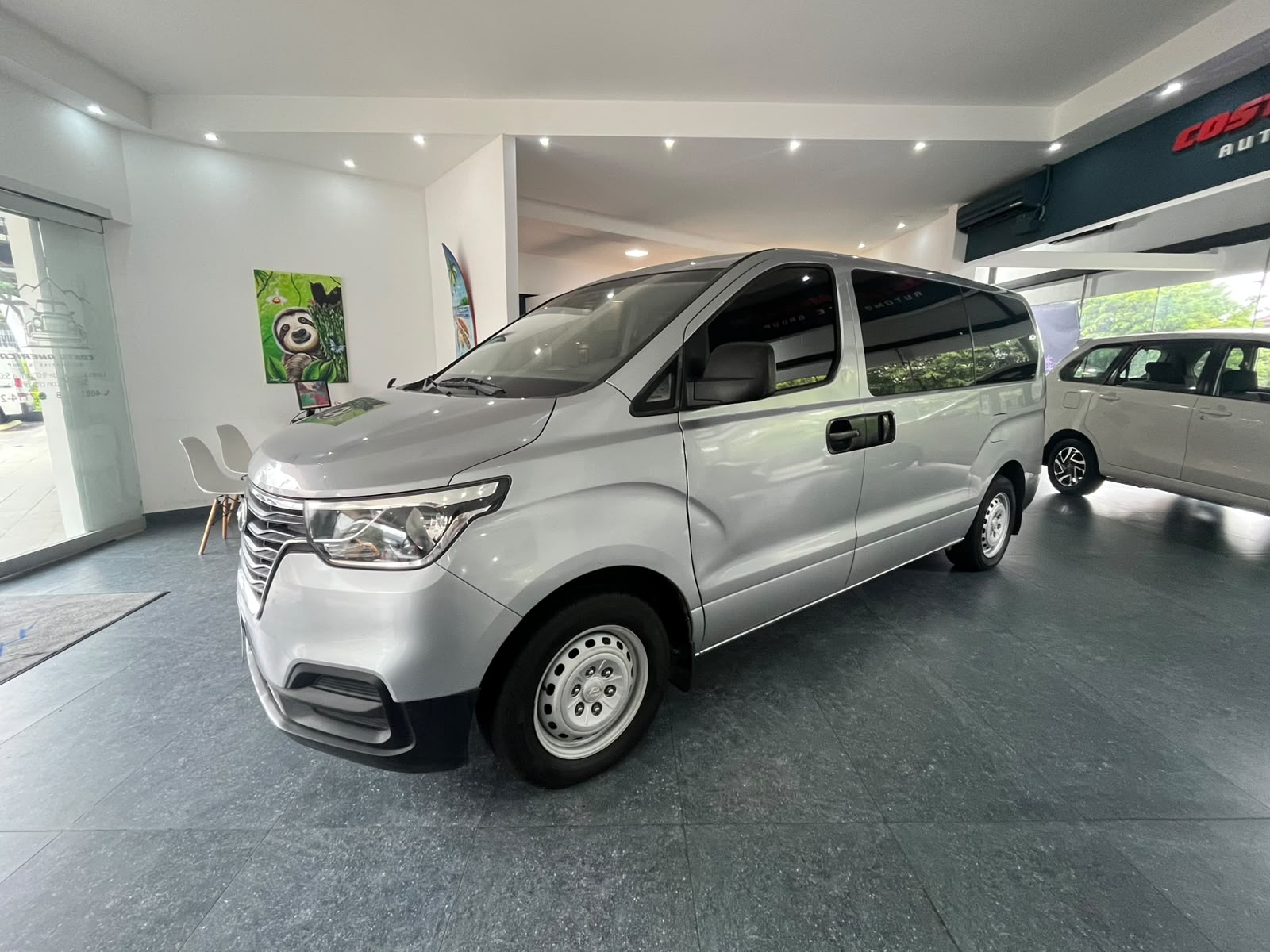 2020 Hyundai H1 - Image 5