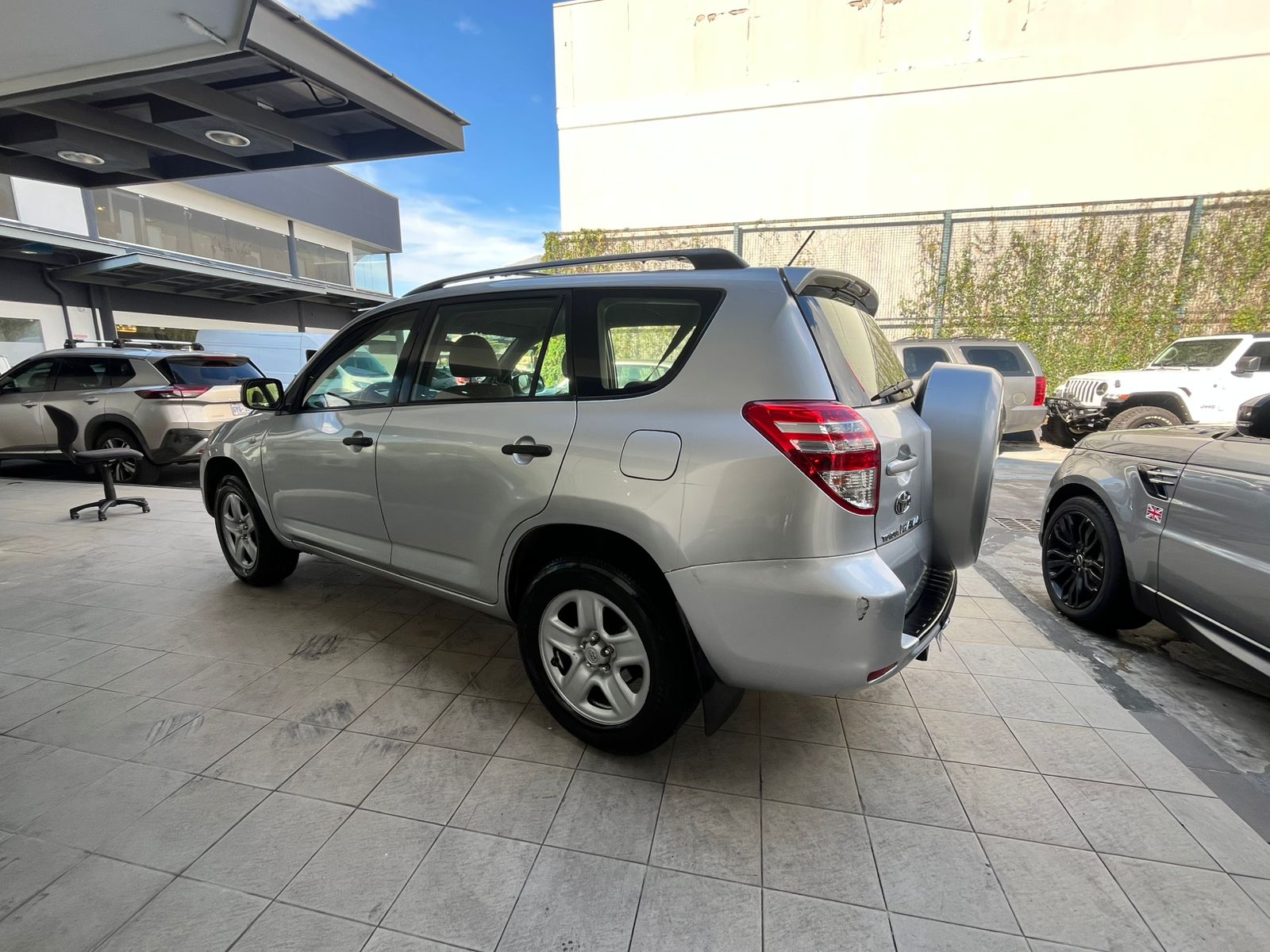 2012 Toyota Rav4 - Image 6