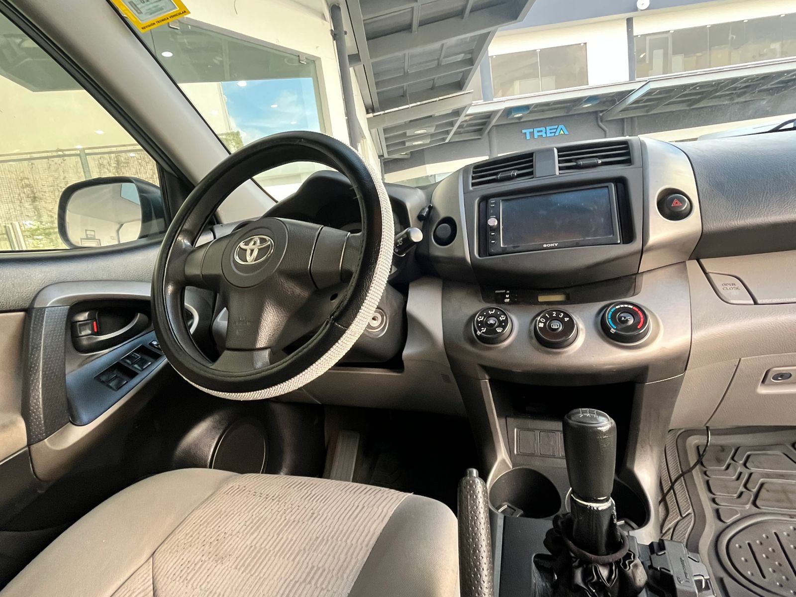 2012 Toyota Rav4 - Image 8