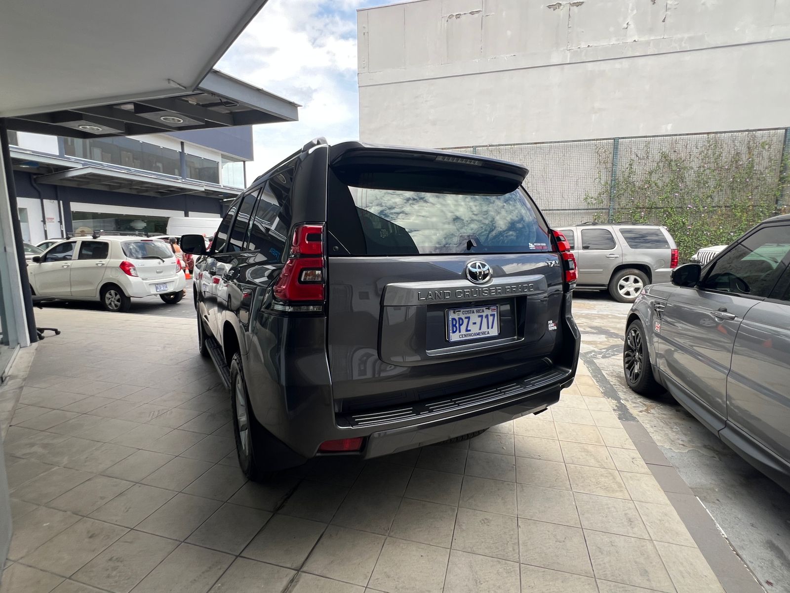 2018 Toyota Land Cruiser Prado TXL - Image 3