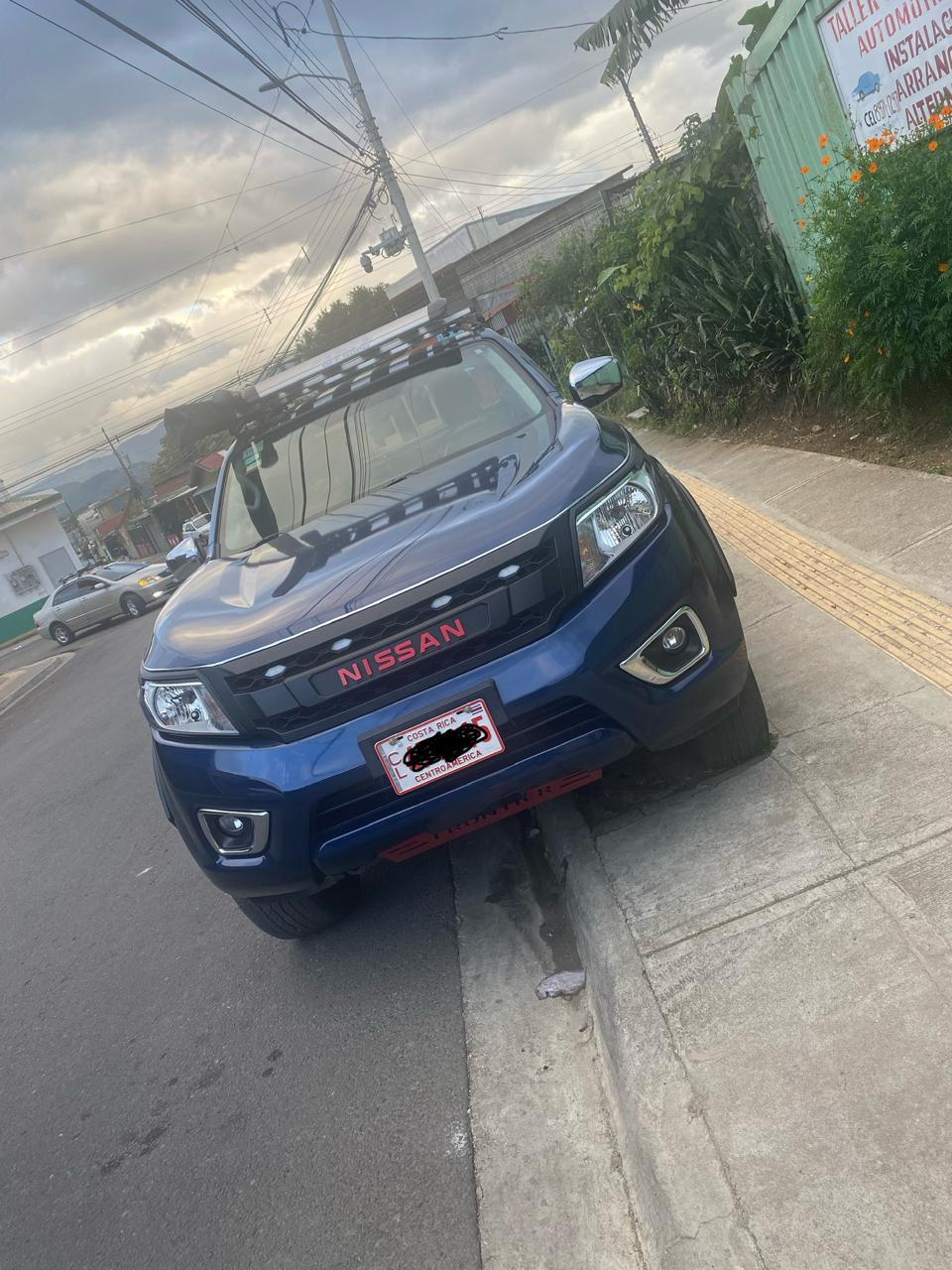2019 Nissan Frontier XE - Image 4