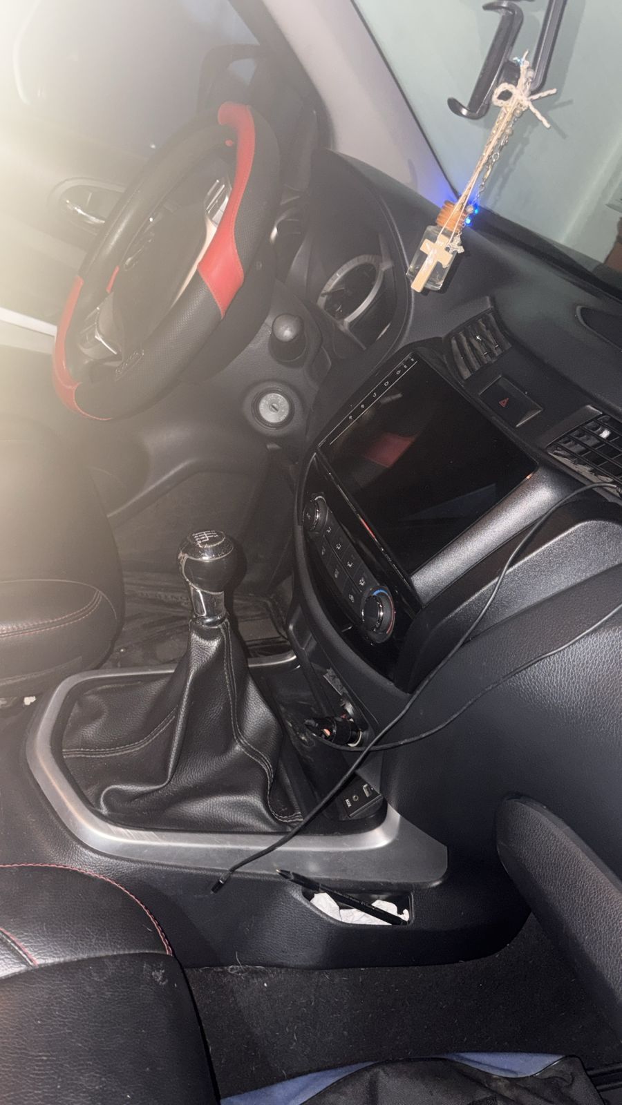 2019 Nissan Frontier XE - Image 5