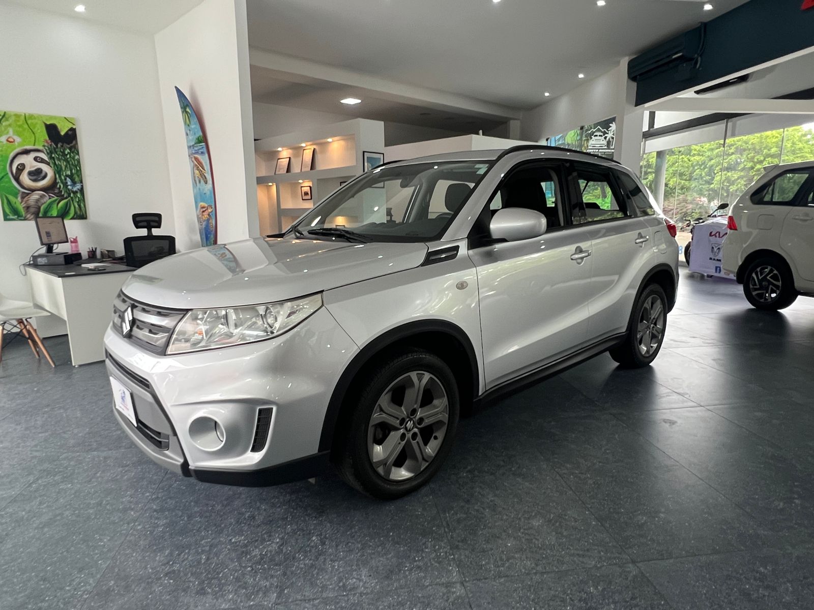 2017 Suzuki Vitara GL - Image 5