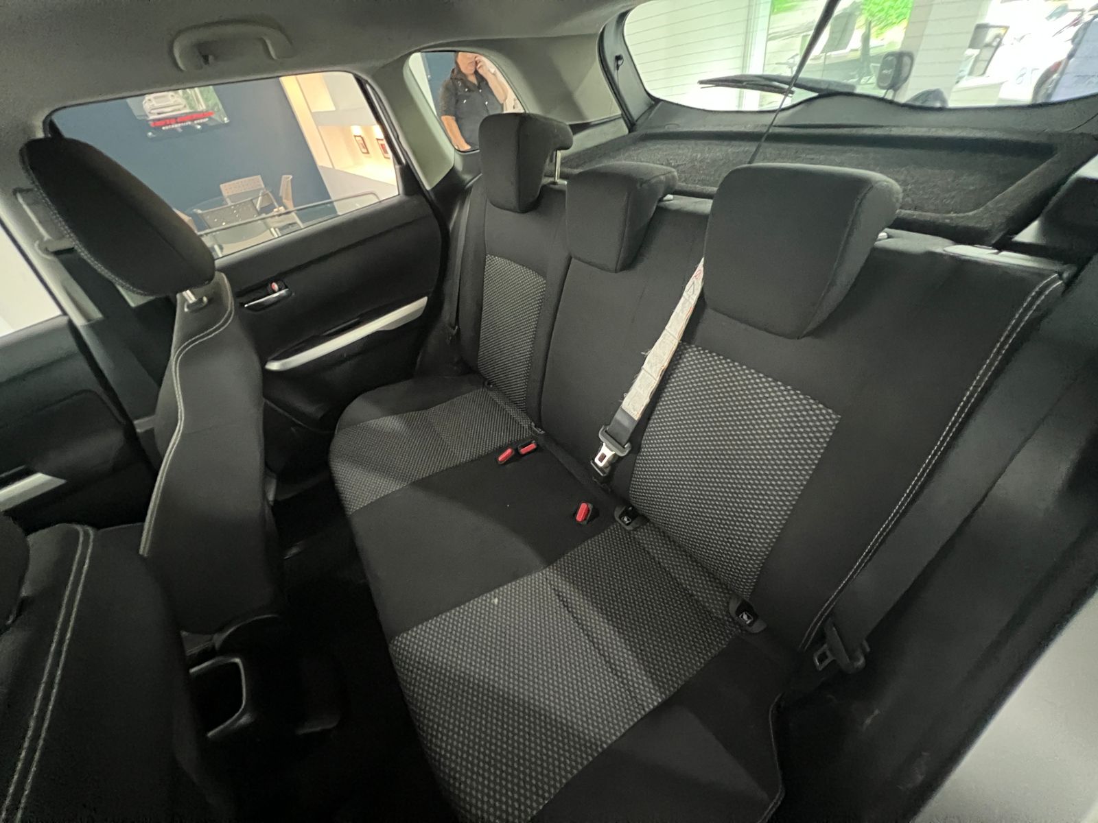 2017 Suzuki Vitara GL - Image 6