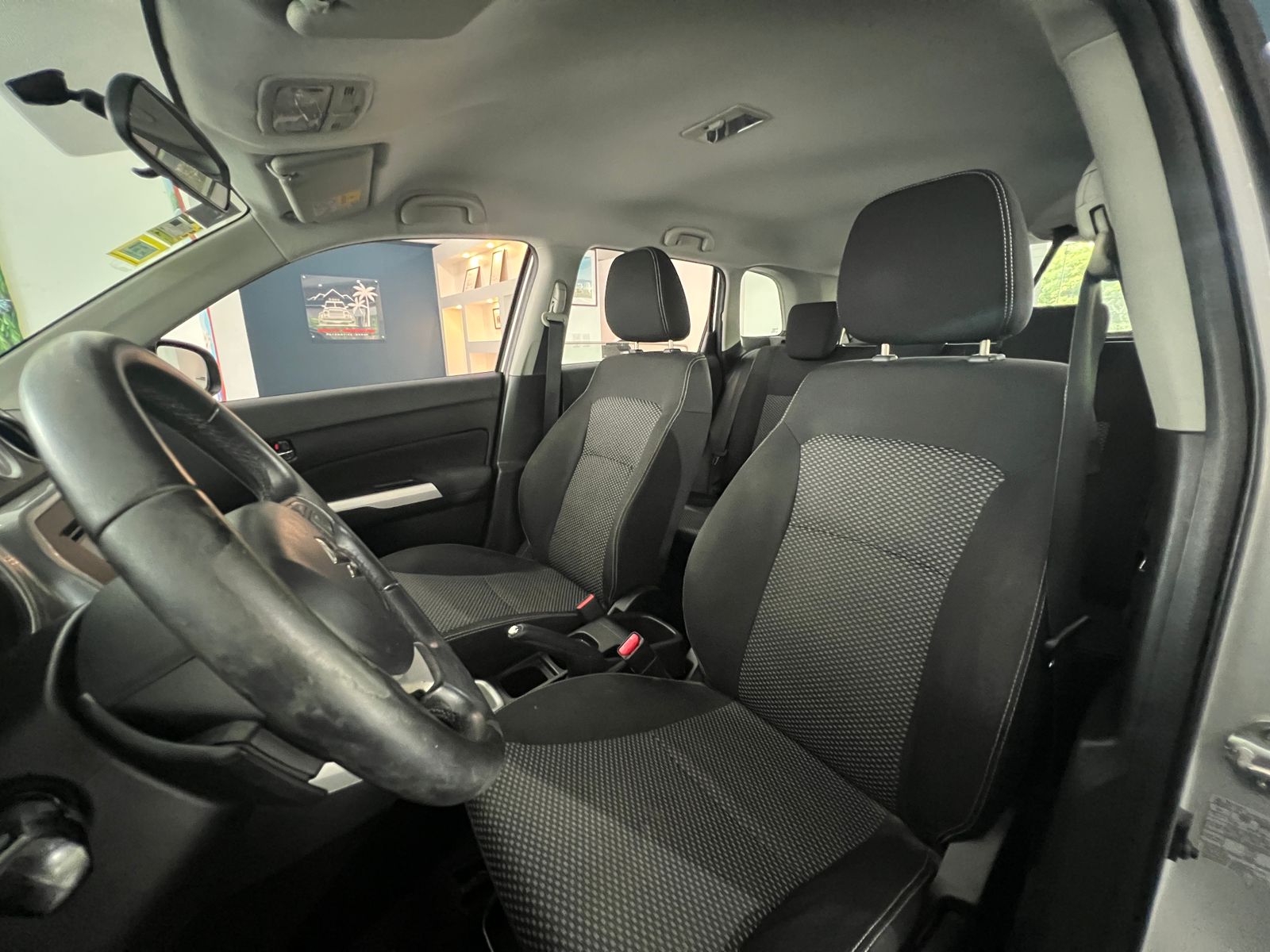 2017 Suzuki Vitara GL - Image 7