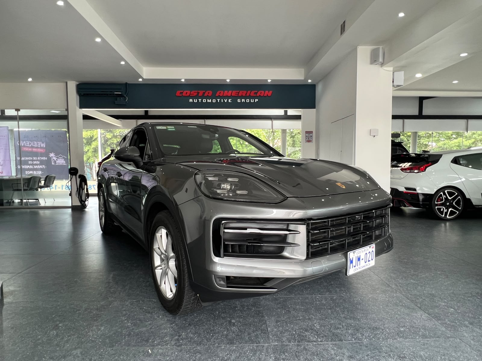 2024 Porsche Cayenne Sport Chrono