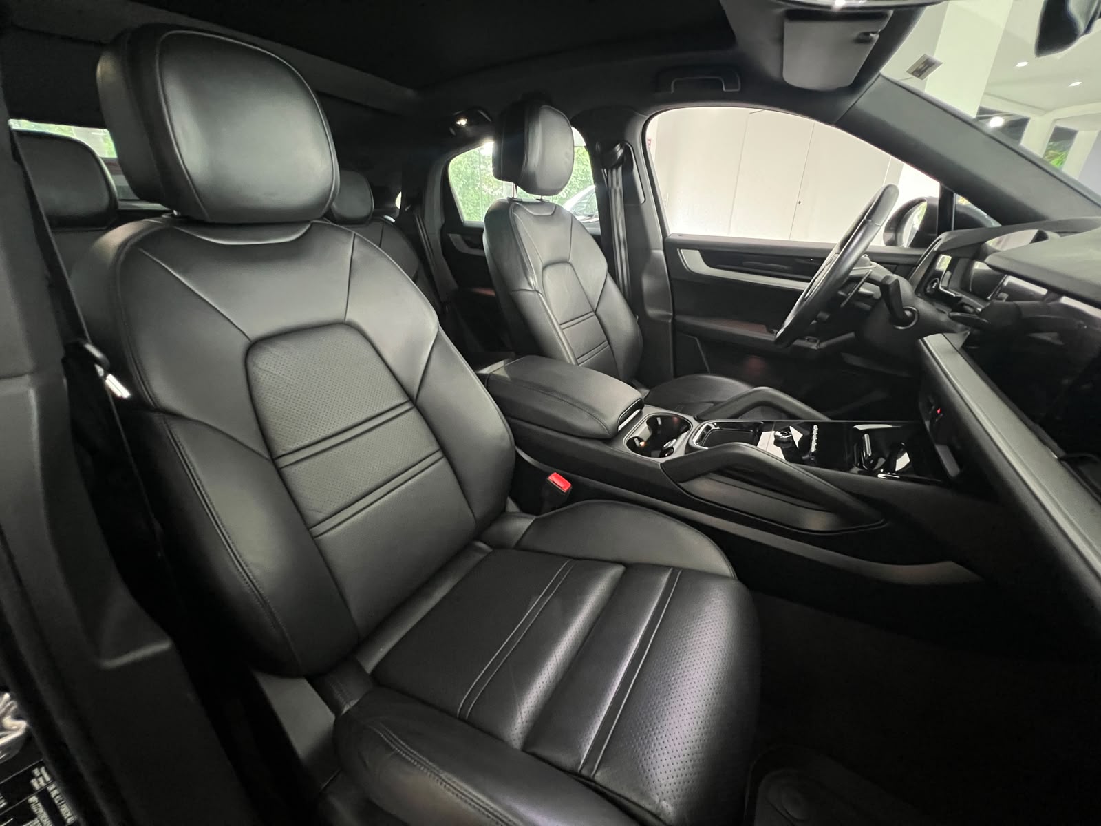 2024 Porsche Cayenne Sport Chrono - Image 7