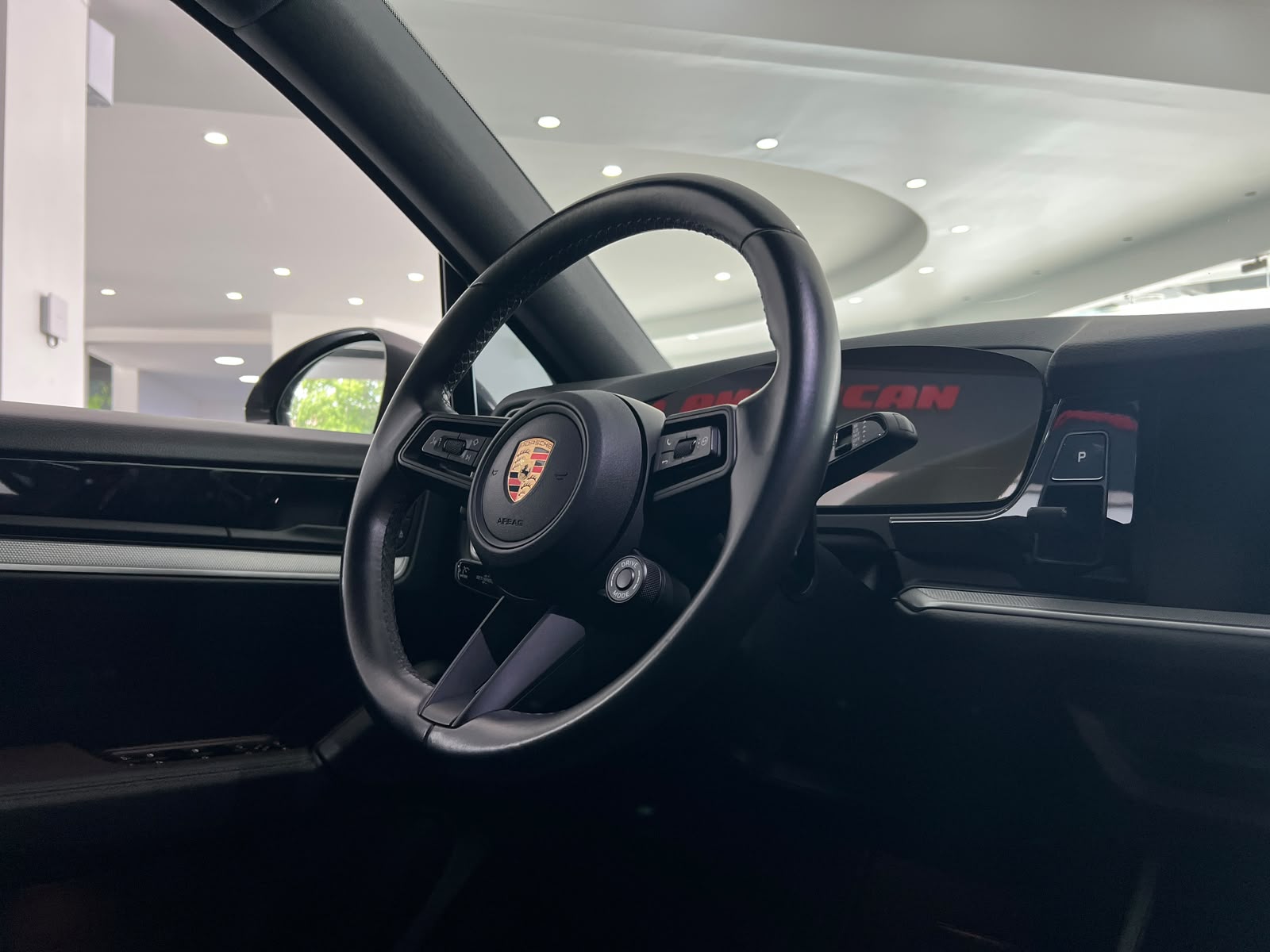 2024 Porsche Cayenne Sport Chrono - Image 10
