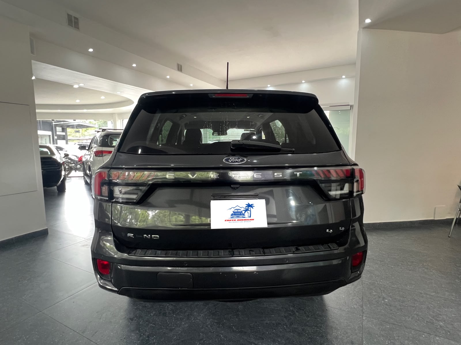 2023 Ford Everest - Image 6