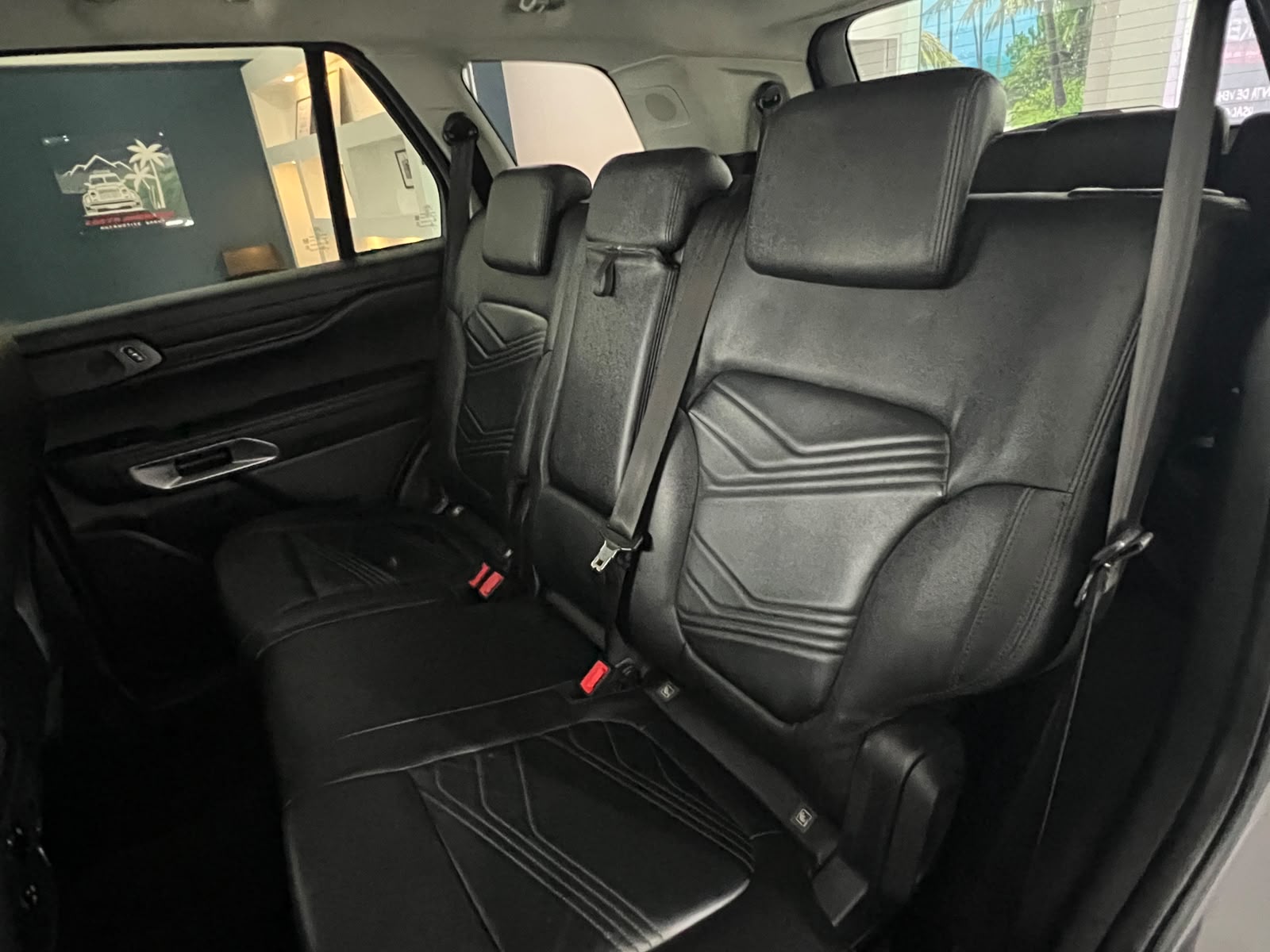 2023 Ford Everest - Image 10